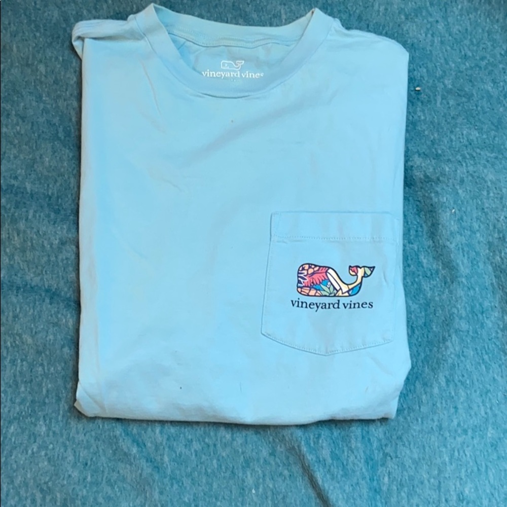 Vineyard vines shirt
